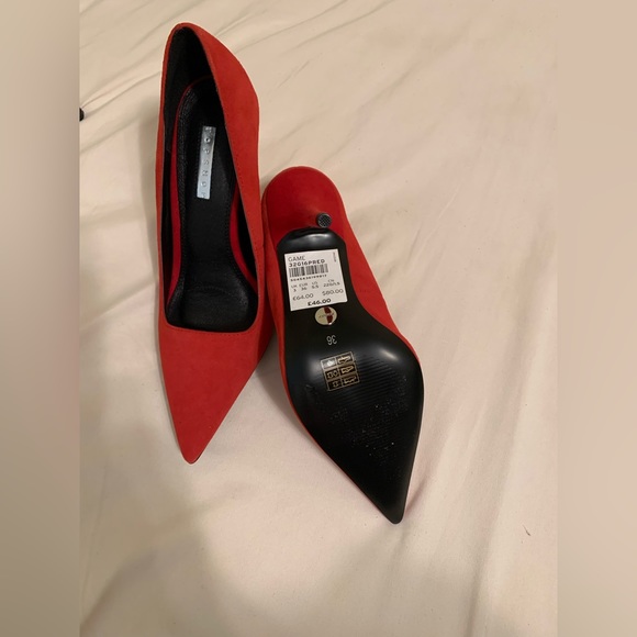 Pumps - Picture 7 of 7